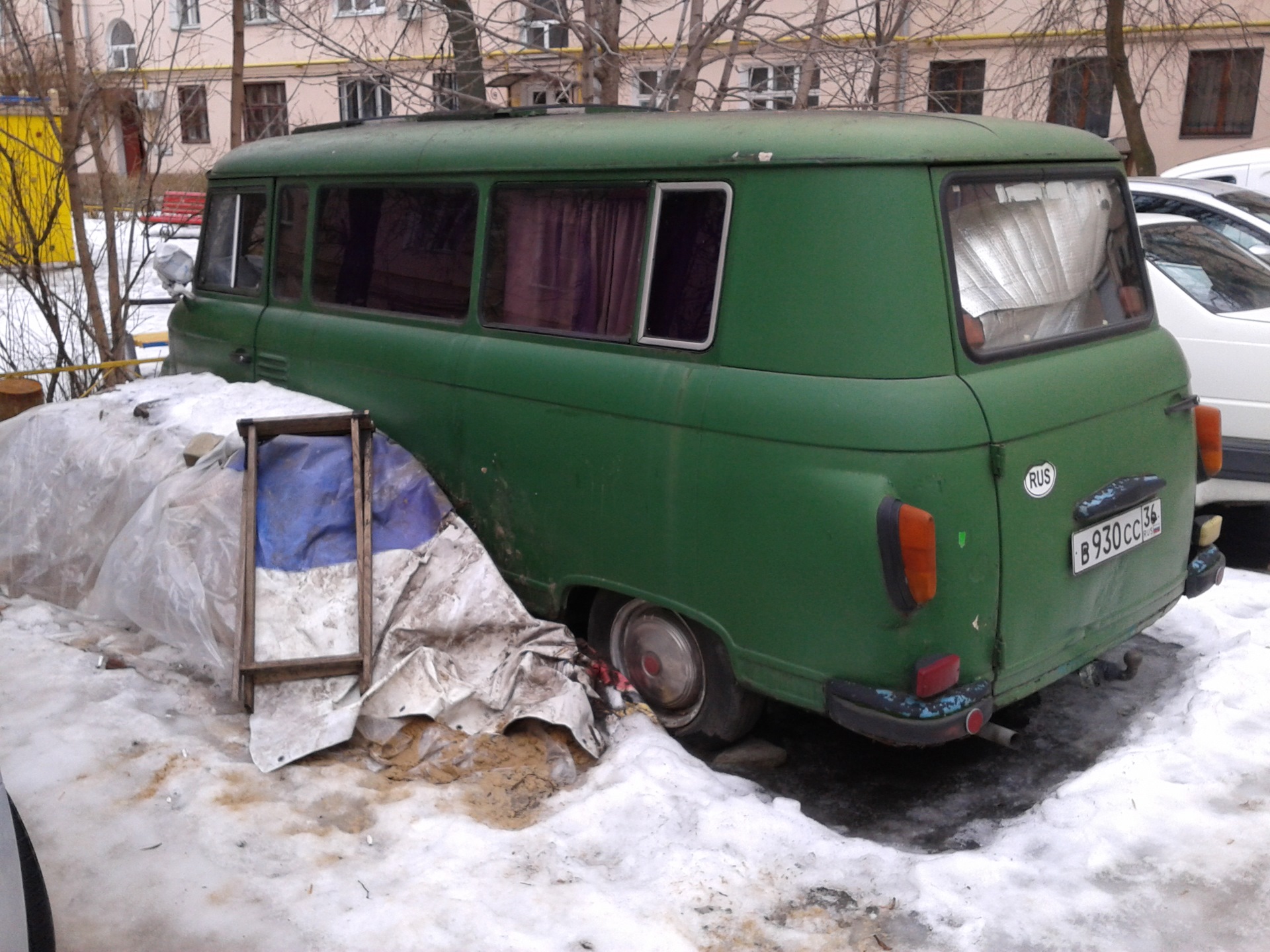 Авто воронежская. Заброшенные авто Воронеж. Бесхозные автомобили Воронеж. Редкие автомобили в Воронеже. Стар авто Воронеж.