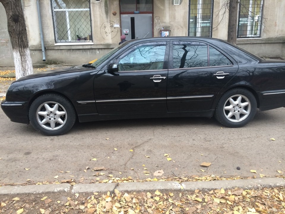 Зима зимушка — Mercedes-Benz E-Class (W210), 3,2 л, 2001 года ...