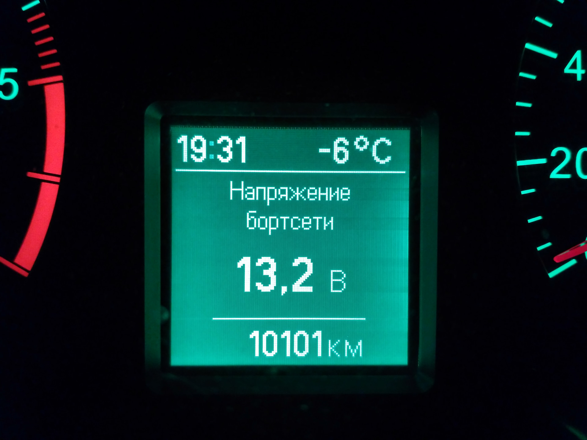 10000 км