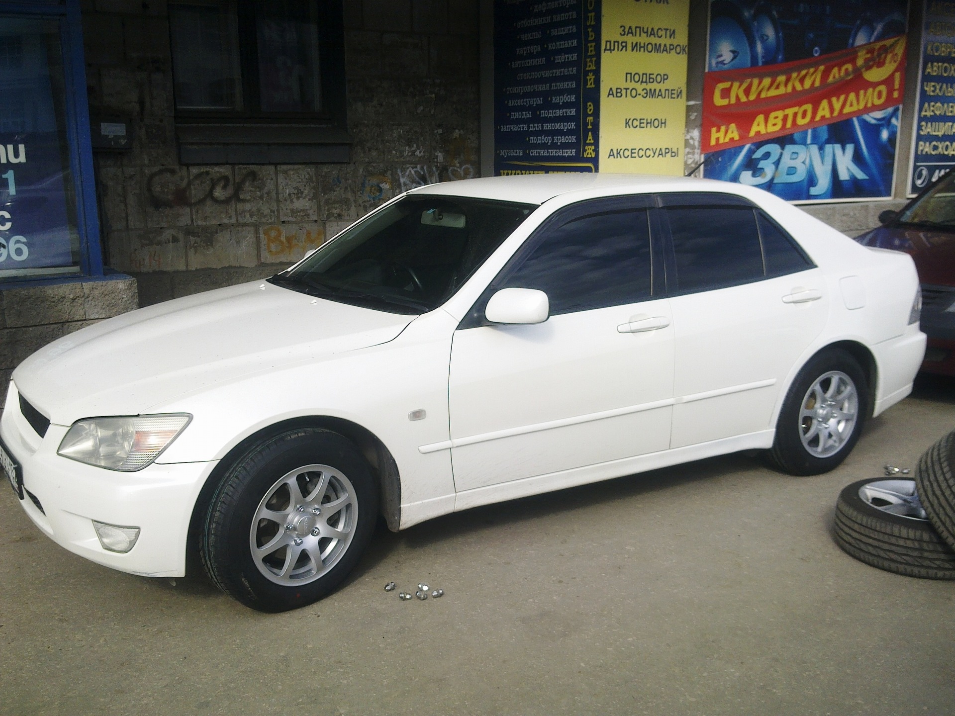 15-ые колеса на альтеззе — Toyota Altezza, 2,5 л, 2002 года | колёсные  диски | DRIVE2