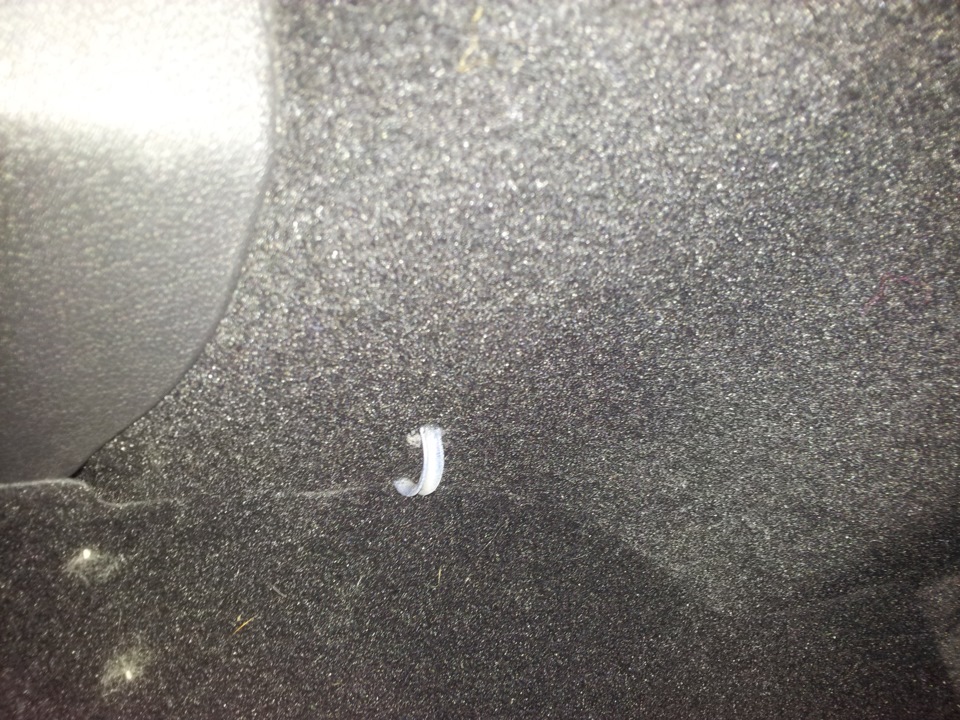 Вопрос знающим: петли в багажнике лифтбека — Lada Гранта лифтбек, 1,6 л ...