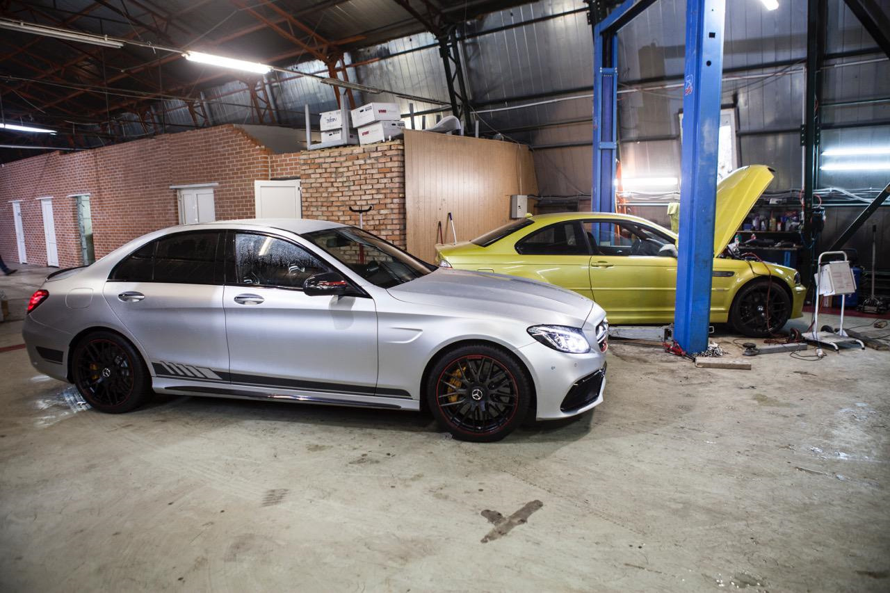 Установка доводчиков дверей на Mercedes-Benz C63 AMG S w205 — Custom ...