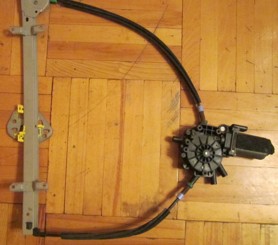 бмв трапеция стеклоподъёмника правая дверь передняя. ремкомплект стеклоподъёмника передней двери шкода 1999гв. стеклоподъёмник форд скорпио. стеклоподъемник форд сиерра. блок стеклоподъемника куга 2.