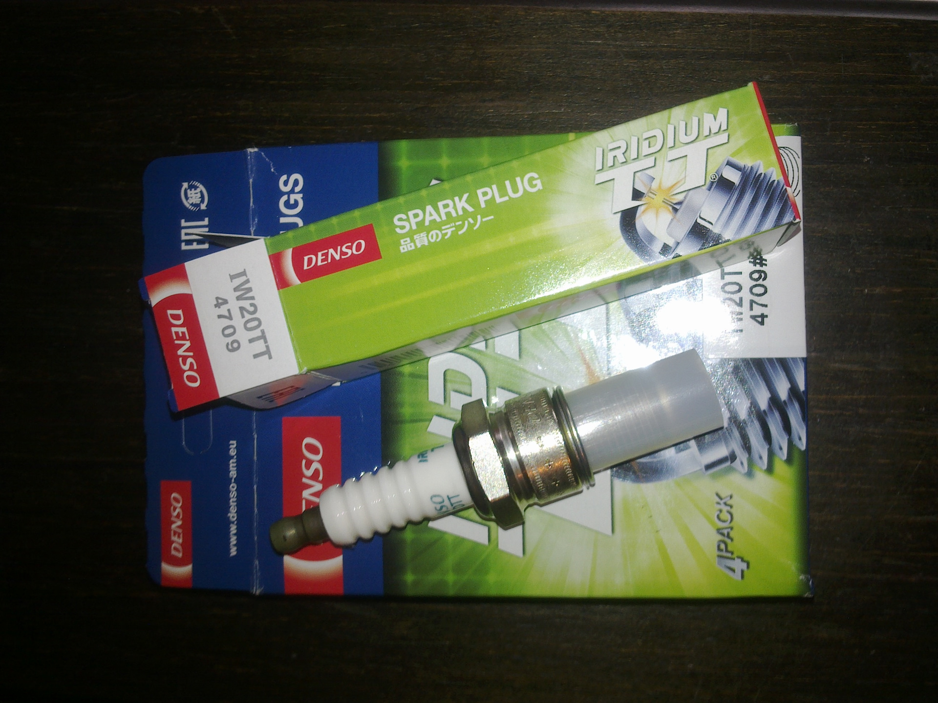 Свечи шевроле ланос 1.5 8 клапанов. Denso iw20 свеча зажигания. Свечи на Шевроле Ланос 1.5 8 клапанов. Свечи зажигания Шевроле Ланос 1.5. Denso iw20 на ВАЗ.