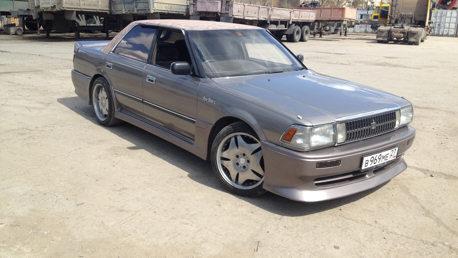 Toyota Crown (S130) 2.0 бензиновый 1989 | Сутенерский таз)) на DRIVE2