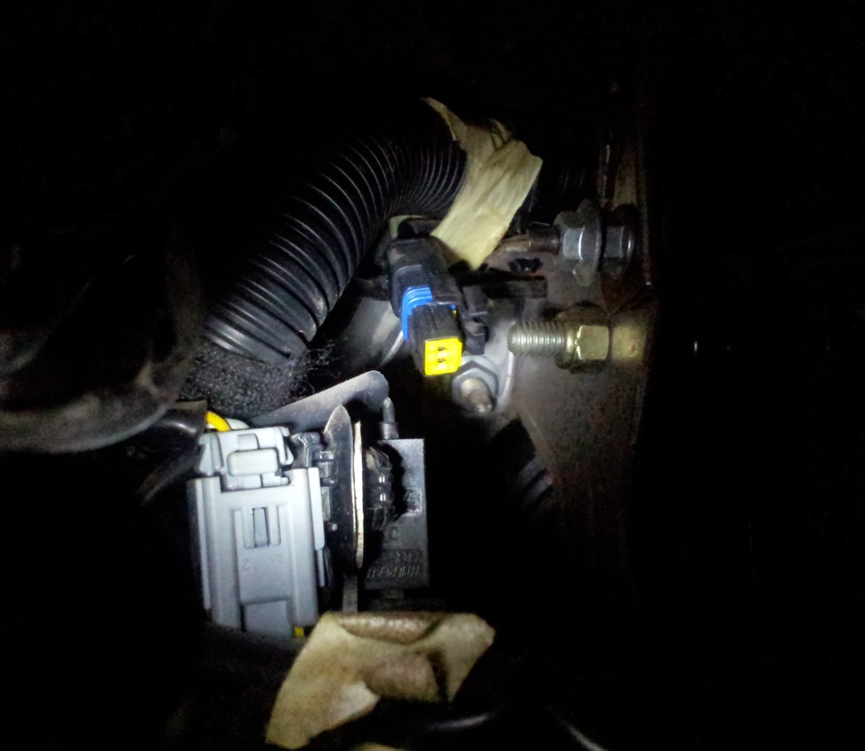 Как подключить магнитолу, а точнее где "+", где "-" и т.д. — Peugeot ...