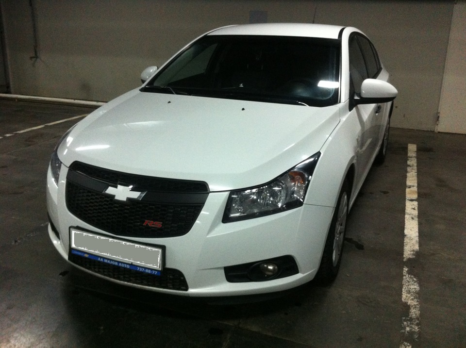 Chevrolet Cruze хэтчбек черный капот и крыша