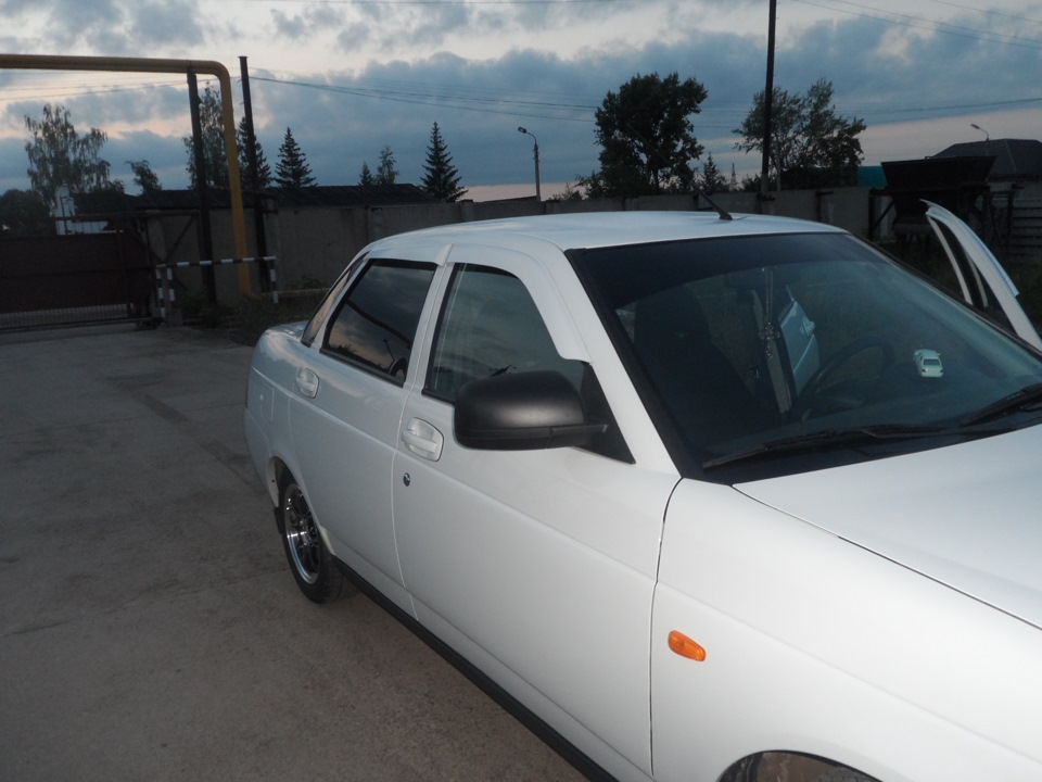 просто фото — Lada Приора седан, 1,6 л, 2011 года | просто так | DRIVE2