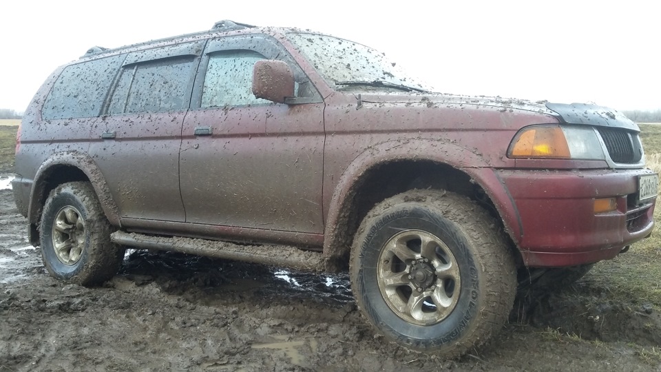 Где-то громче, где-то тише ;) — Mitsubishi Montero Sport, 3 л, 1999 ...