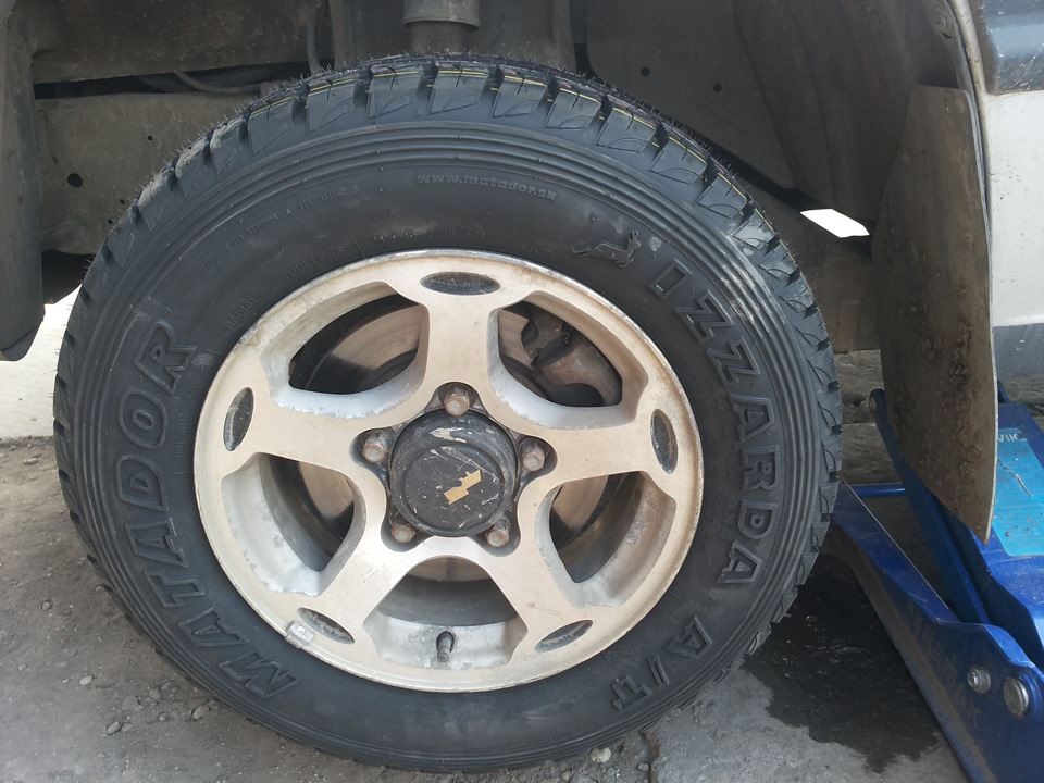 резина 205 75 15 на шевроле трекер. шевроле трекер диски газ. Chevrolet tracker 2003. шины шевроле трекер. шины шевроле трекер.