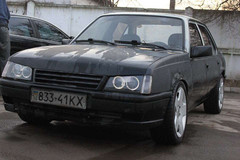 Гнутая стойка амортизатора, как определить какая? — Opel Ascona C, 2 л ...