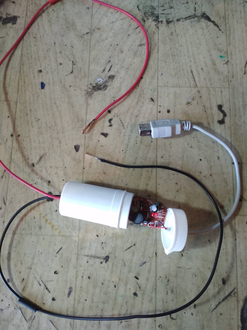 Питание видеорегистратора от разъема прикуривателя — Toyota RAV4 (II ...