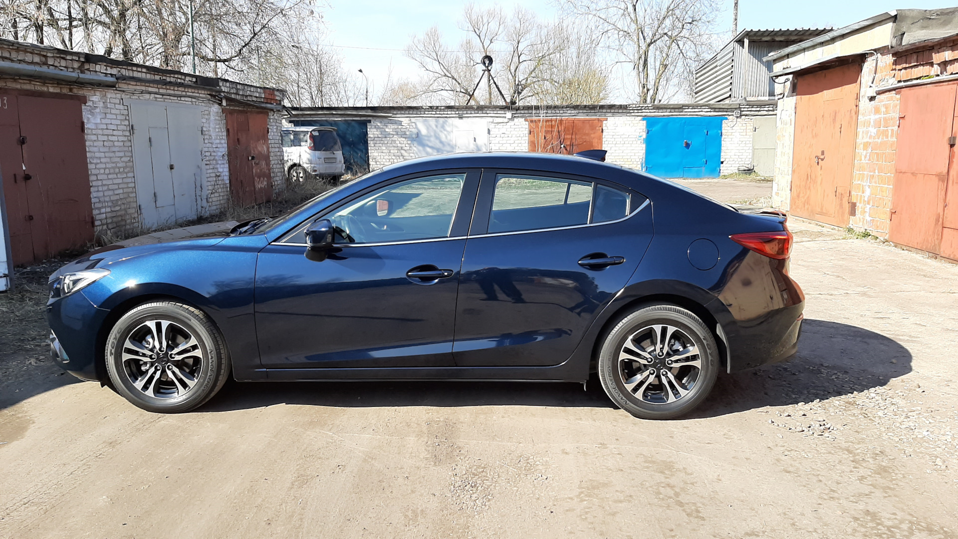 Deep crystal blue маркировка цвета Подготовка к летнему сезону))) - Mazda 3 (3G) BM, 1,5 л, 2014 года своими руками