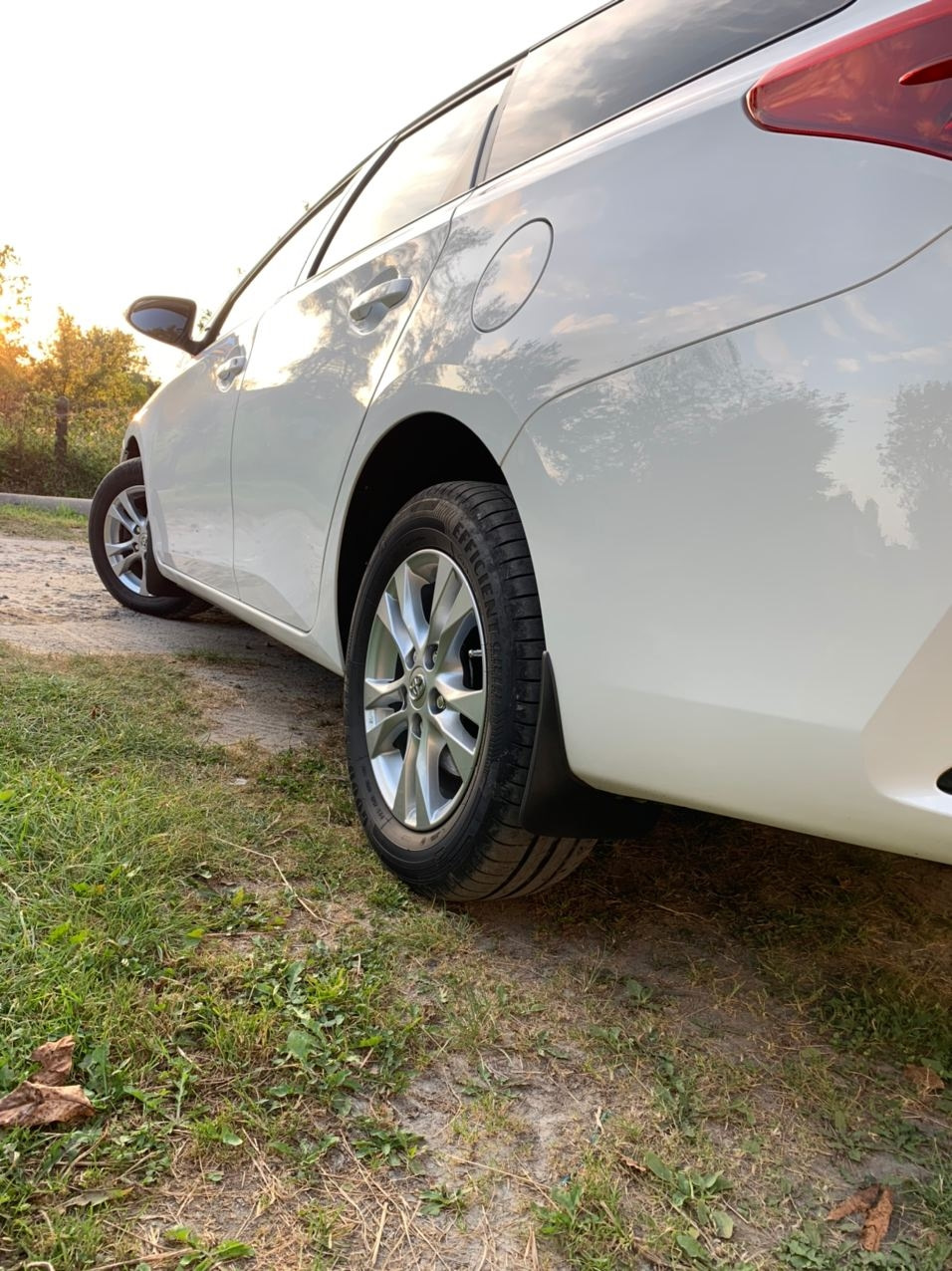 #8 Установка бризговиков — Toyota Auris (2G), 1,6 л, 2015 года ...