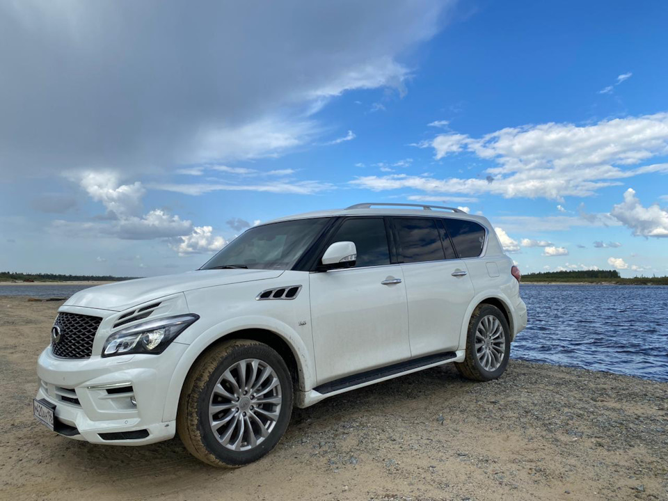 Infiniti qx80 с открытым верхом дверей