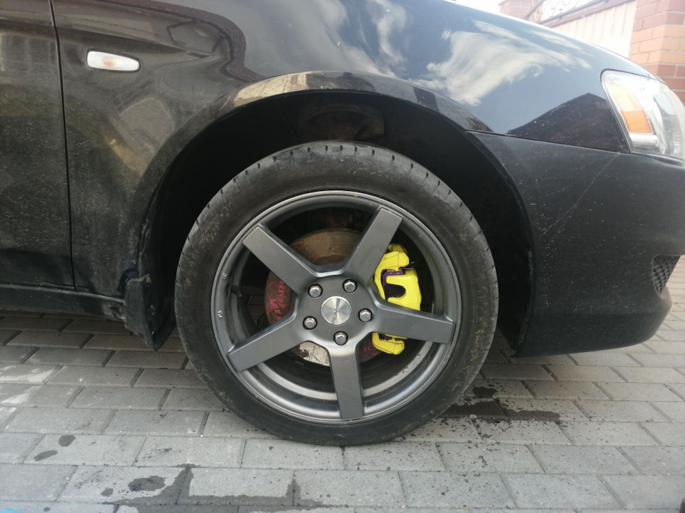 Двухпоршневые суппорта — Mitsubishi Lancer X, 1,8 л, 2008 года | своими ...