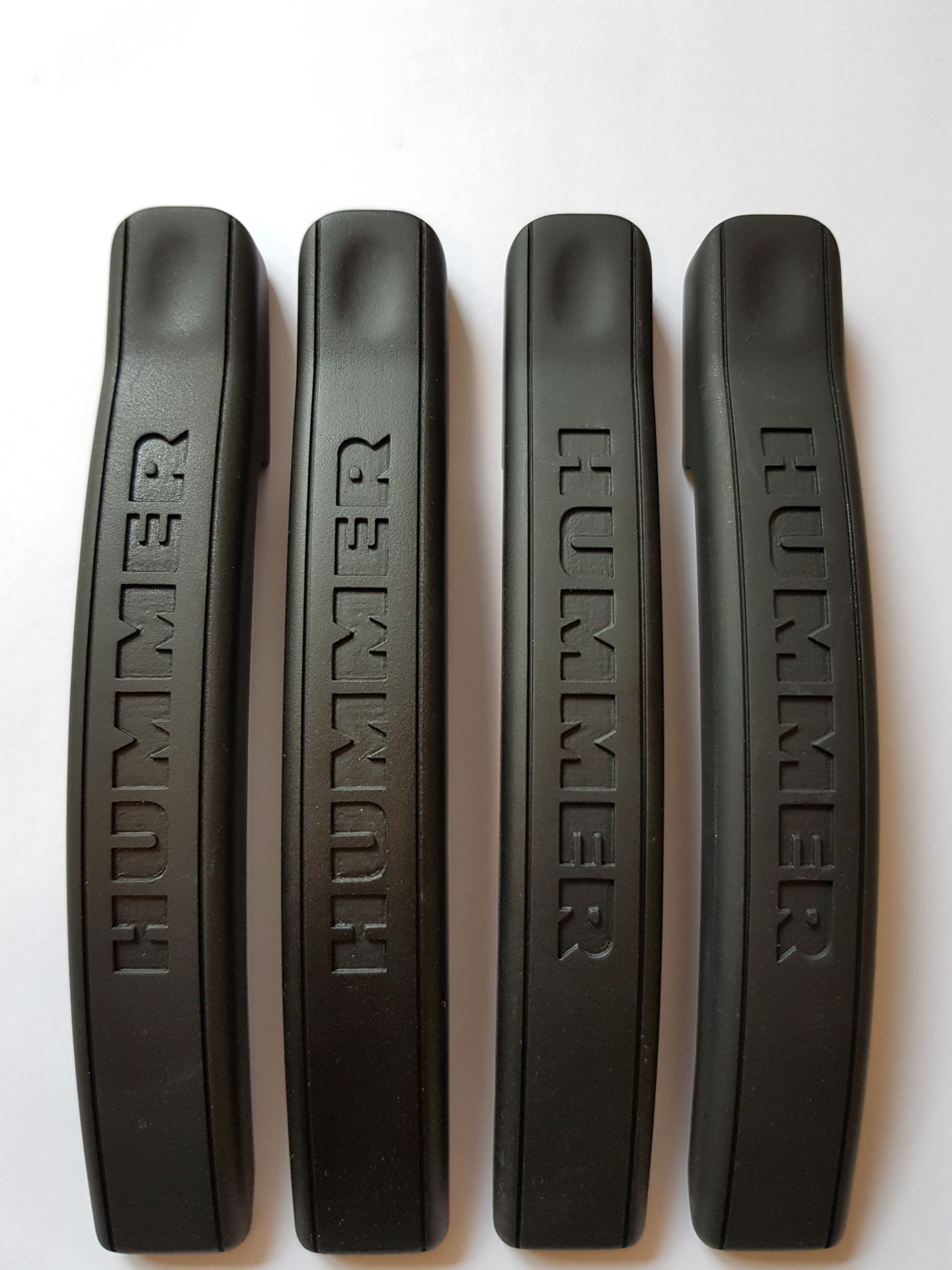 Фары hummer h3. Hummer h2 передний бампер. Хаммер накладки. Хаммер накладки. Часы hummer.