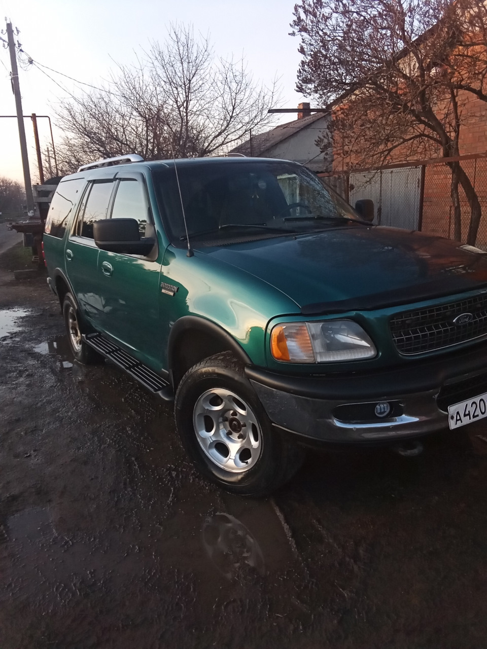 В Новый год на чистой машине — Ford Expedition (1G), 5,4 л, 1998 года |  своими руками | DRIVE2