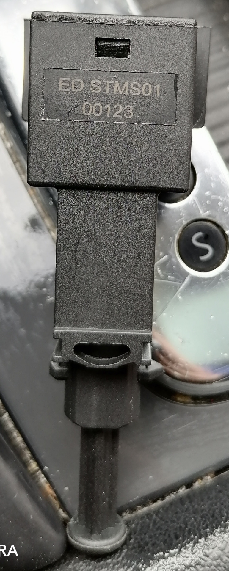 Замена лягушки тормоза — Audi A3 (8P), 2 л, 2004 года | электроника ...