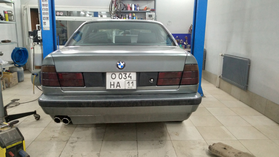 Фото в бортжурнале BMW 5 series (E34)