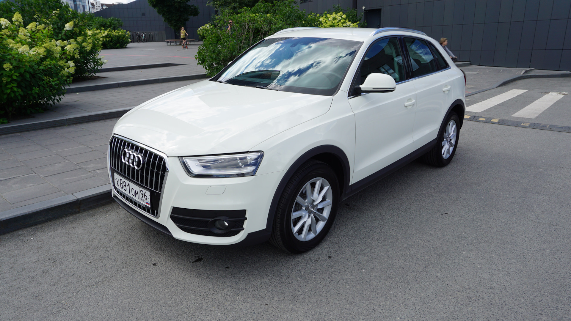 Audi q3 2012. Ауди q3 2 литра. Ауди q3 s line 2018. Ауди q3 2 литра. Audi q3 2008.