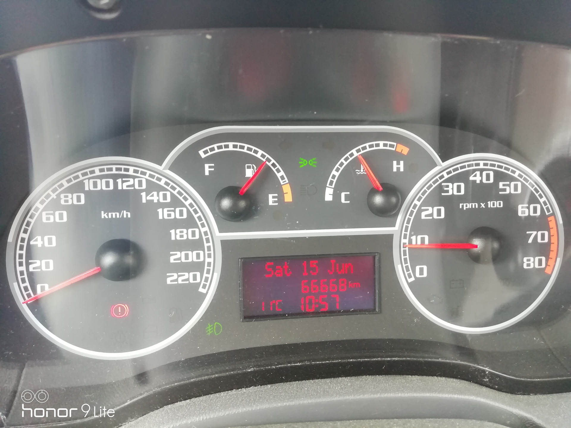 Фиат альбеа расход топлива. Литра; бензина fiat albea. Фиат альбеа 2009. Фиат альбеа расход топлива на 100 км. 4.