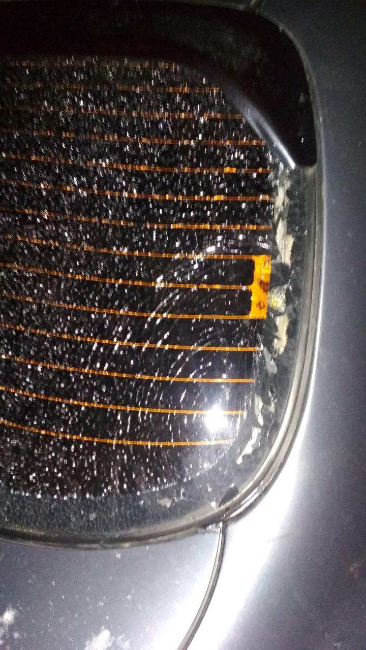 Не долго музыка играла…лопнуло заднее стекло(( — Chevrolet Lanos, 1,5 л ...