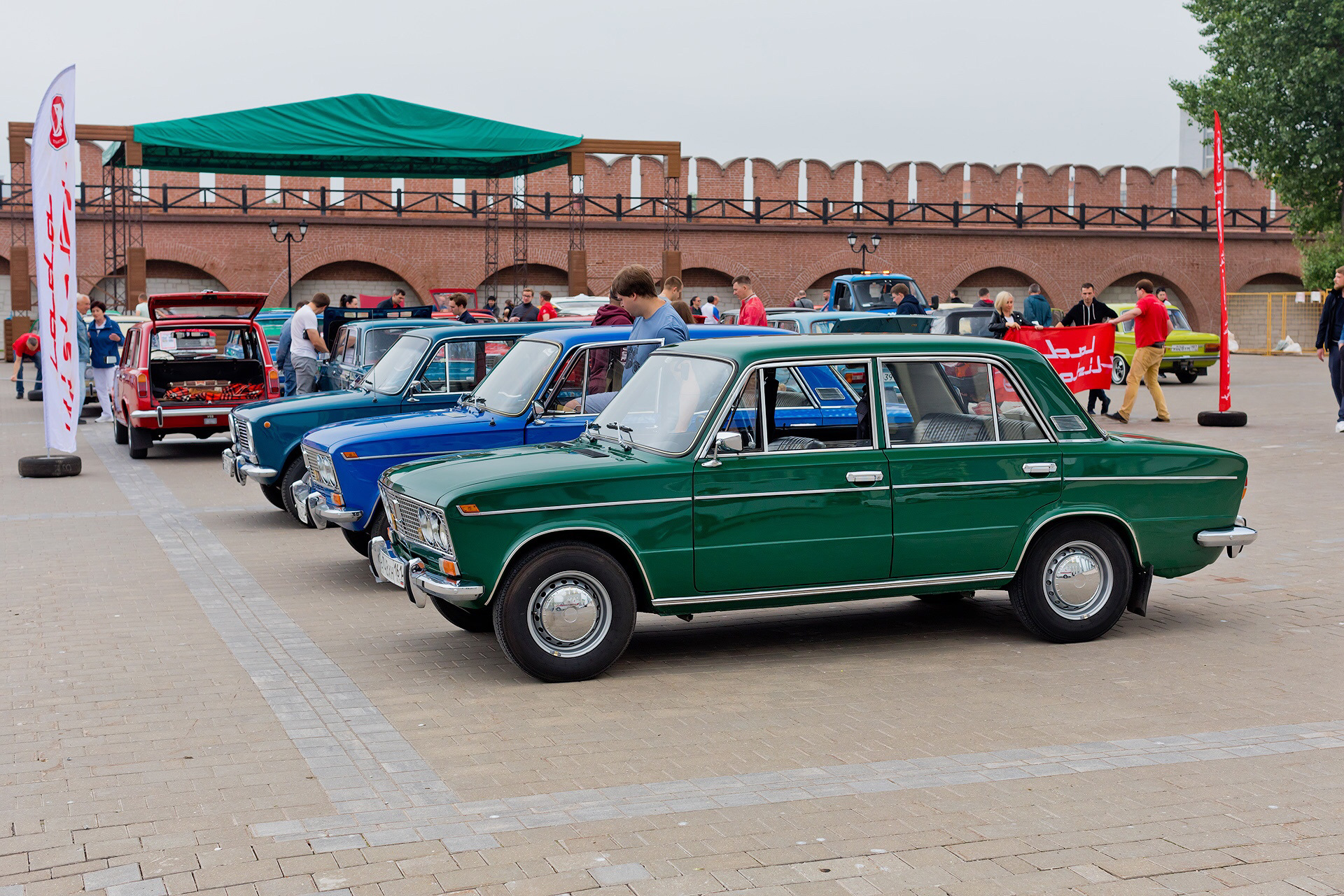 Фестиваль автострада тула 2024. Автострада Тула 2019. Автострада Тула 2018 фото. Автострада Тула 2023. Выставка автомобилей Автострада в Туле в 2024 году.