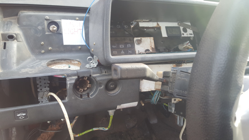 Кнопка клаксона — Lada 21081, 1,1 л, 1992 года | тюнинг | DRIVE2