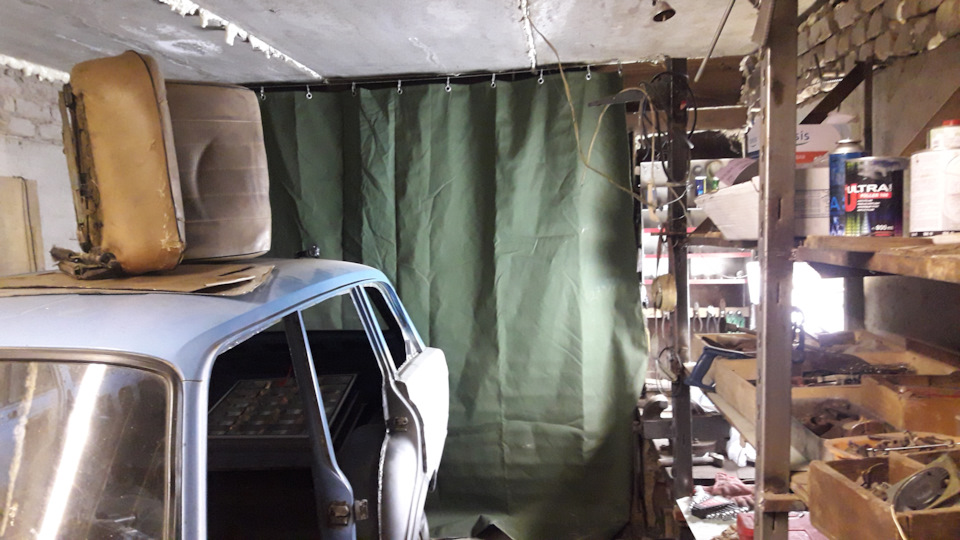 Зимовка. Москвич стоит. Тормозная система. Карбюратор ДААЗ 2140. — ИЖ ...