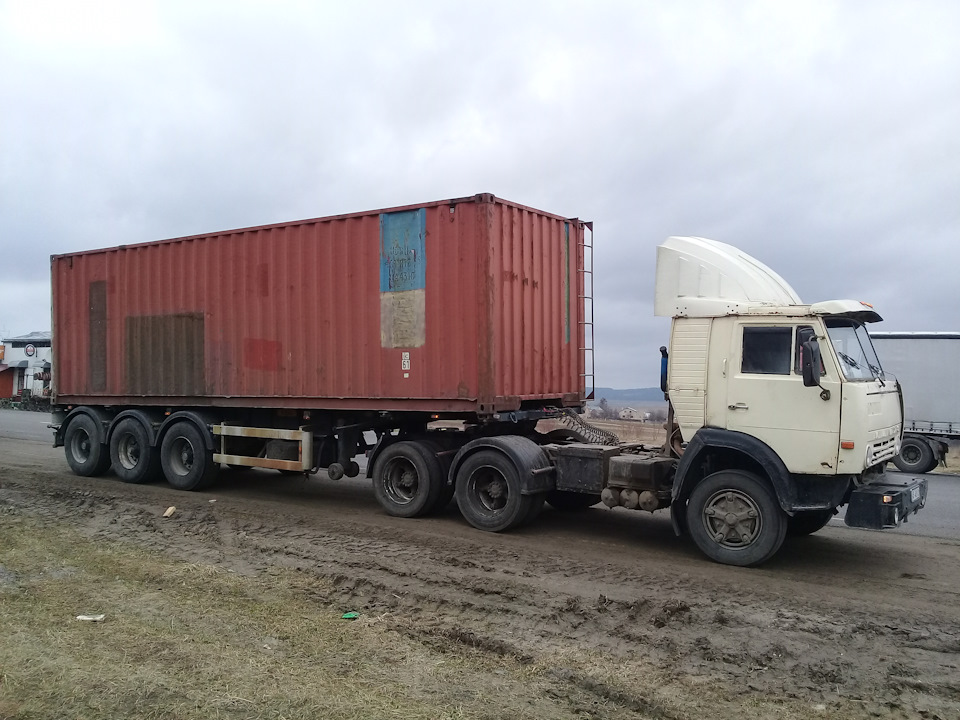 Приобрел полуприцеп контейнеровоз в замен ОДАЗовскому. — КАМАЗ 5410 ...