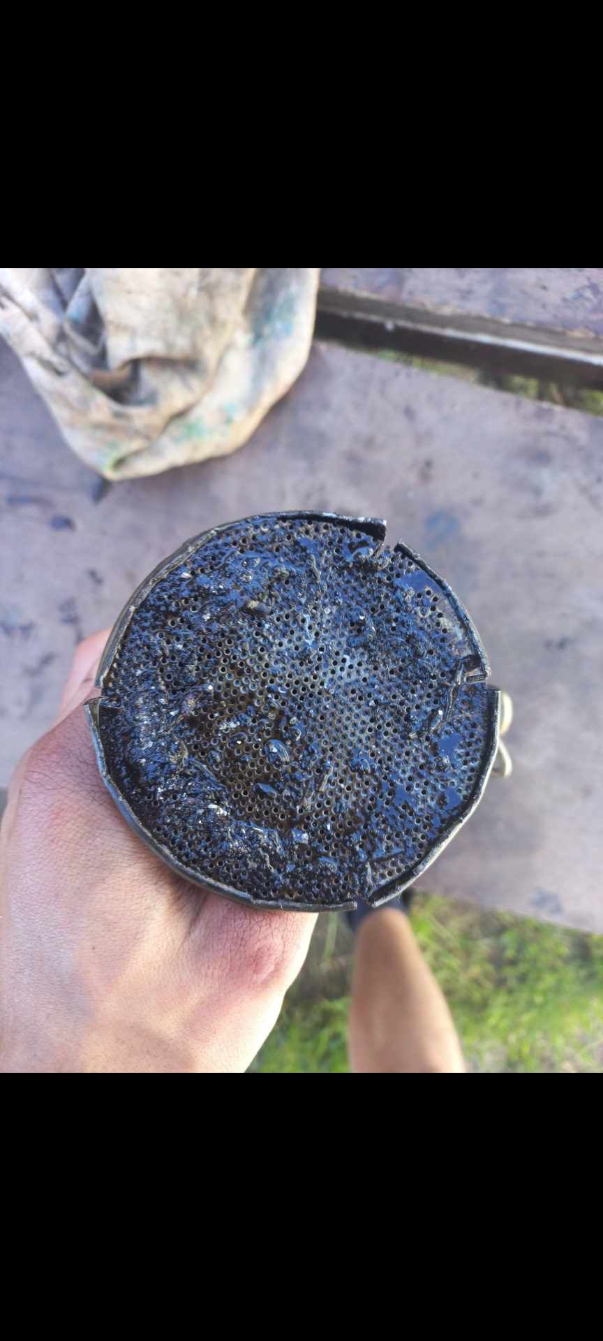 Первое вскрытие поддона мотора и замена маслоприемника, или же пропажа ...