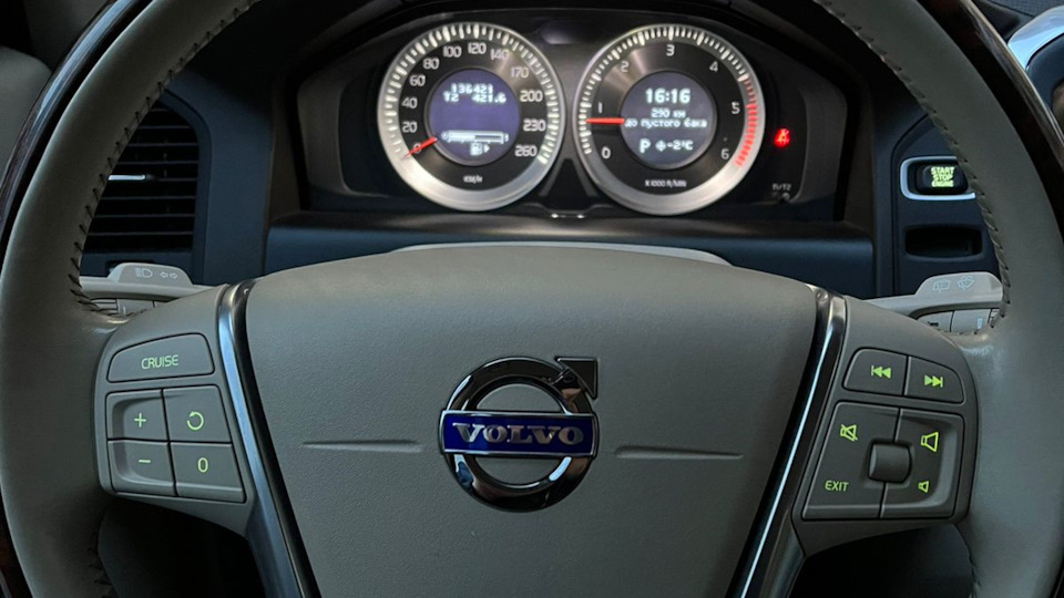 Провисший задний дворник XC60 — Volvo XC60 (1G), 2,4 л, 2012 года ...