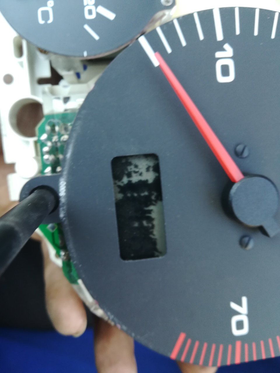 Установка сетки в решетку радиатора. — DRIVE2