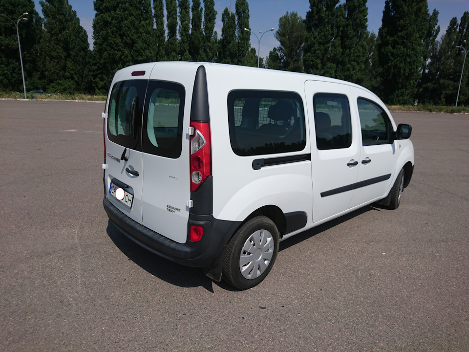 Рено кунга фото Такой он приехал к нам - Renault Kangoo (2G), 1,5 л, 2012 года просто так DRIVE2