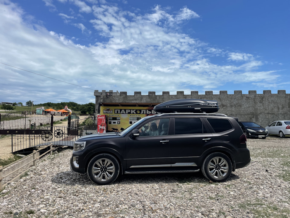 Photo from the logbook KIA Mohave (HM2)