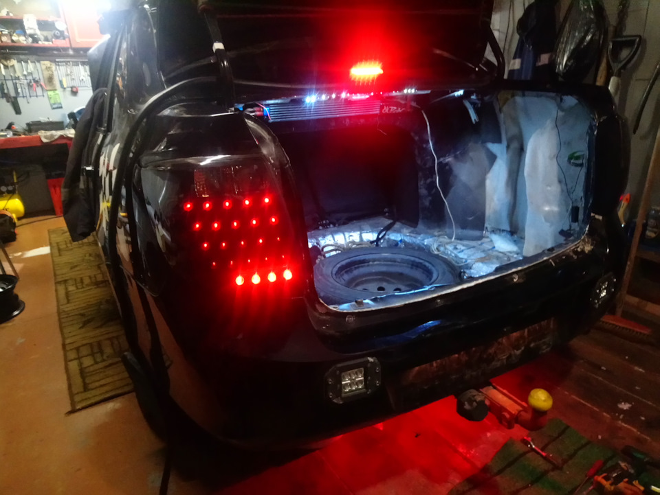 Задние светодиодные фары от про спорт. — Lada Гранта (1G), 1,6 л, 2013 ...
