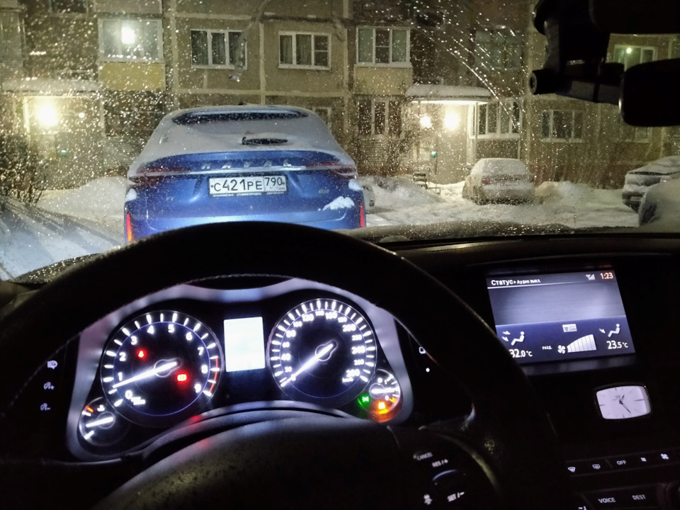 Комфорт этой машины просто на 5+ ощущаешь себя как дома — Infiniti M (3G)