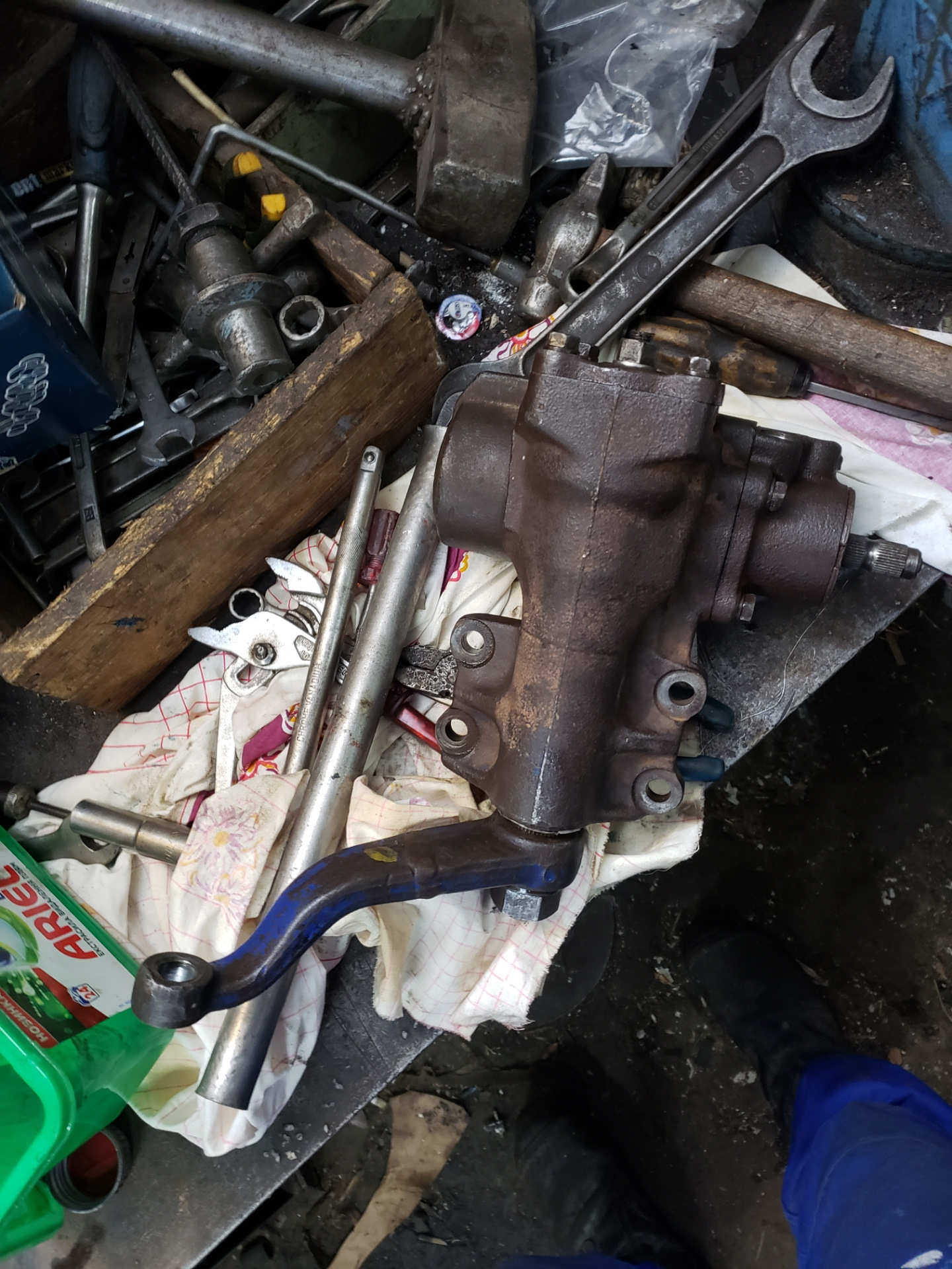 Гильзовка рулевого редуктора — Toyota Land Cruiser 60, 4 л, 1985 года ...