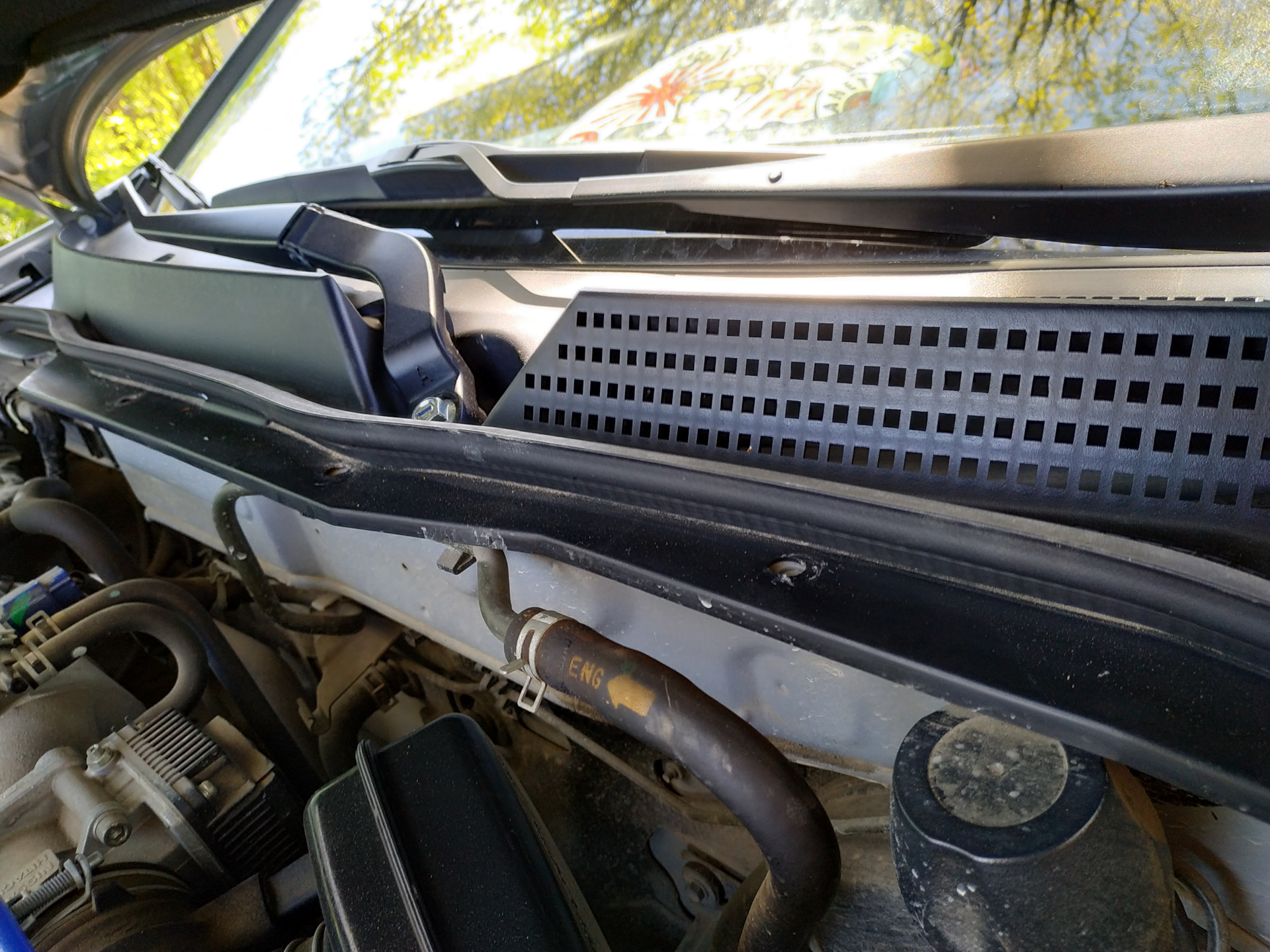 воздухозаборник шевроле лачетти 1. забор воздуха в салон. воздухозаборник печки газ 3221. забор воздуха в салон. фильтр салона под капотом porsche 991.