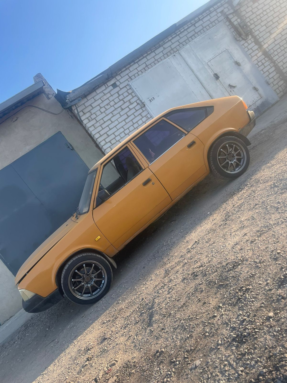 Фото в бортжурнале Москвич 2141