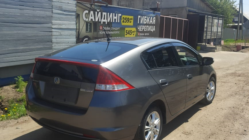 Honda Insight (2G) 1.3 гибридный (Plug-in) 2010 | Акула на DRIVE2