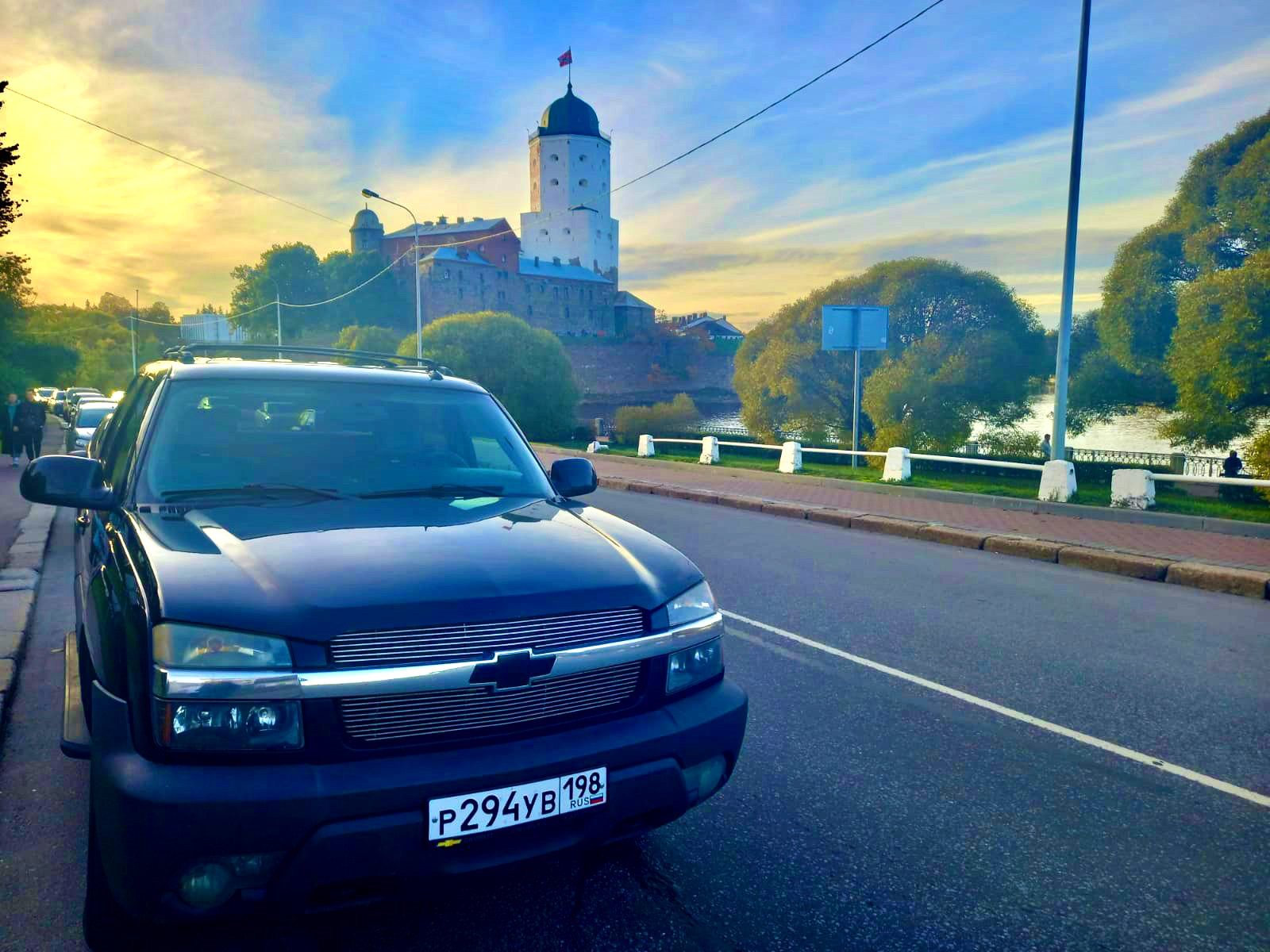 Семейная поездка на Chevrolet Avalanche. Спб-Выборг-Парк Монрепо —  Chevrolet Avalanche (GMT800), 5,3 л, 2002 года | путешествие | DRIVE2