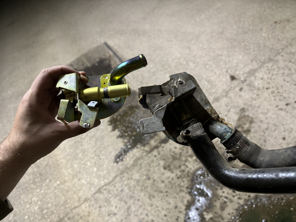 Замена краника печки для отопителя с кондиционером — Lada 21093, 1,5 л ...