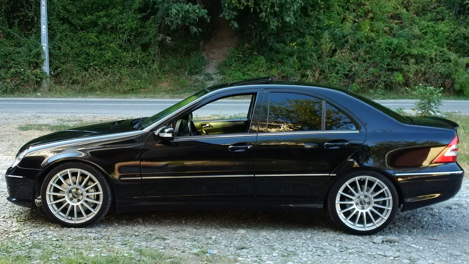 Mercedes Benz c class w203