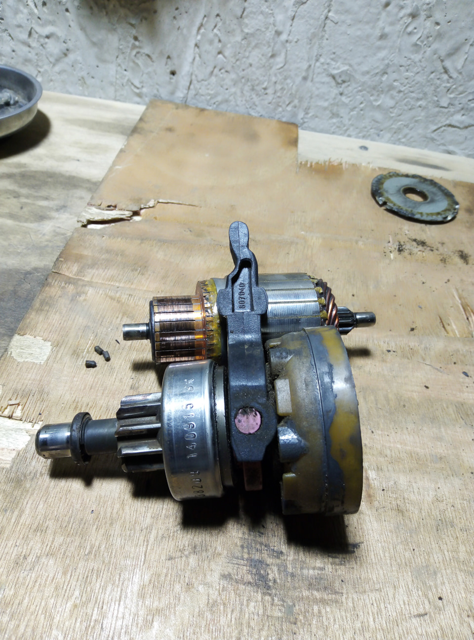 Замена втягивающего на стартере — Volvo S60 (1G), 2,4 л, 2008 года ...