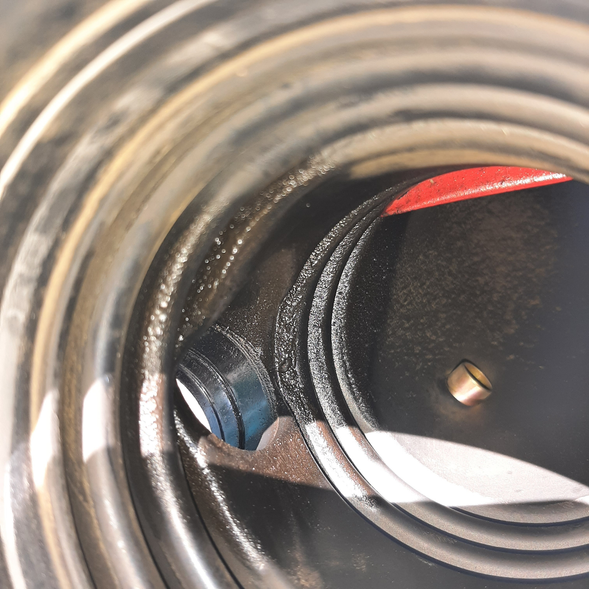 Чистка клапана вентиляции картерных газов — Honda Accord (7G), 2,4 л ...