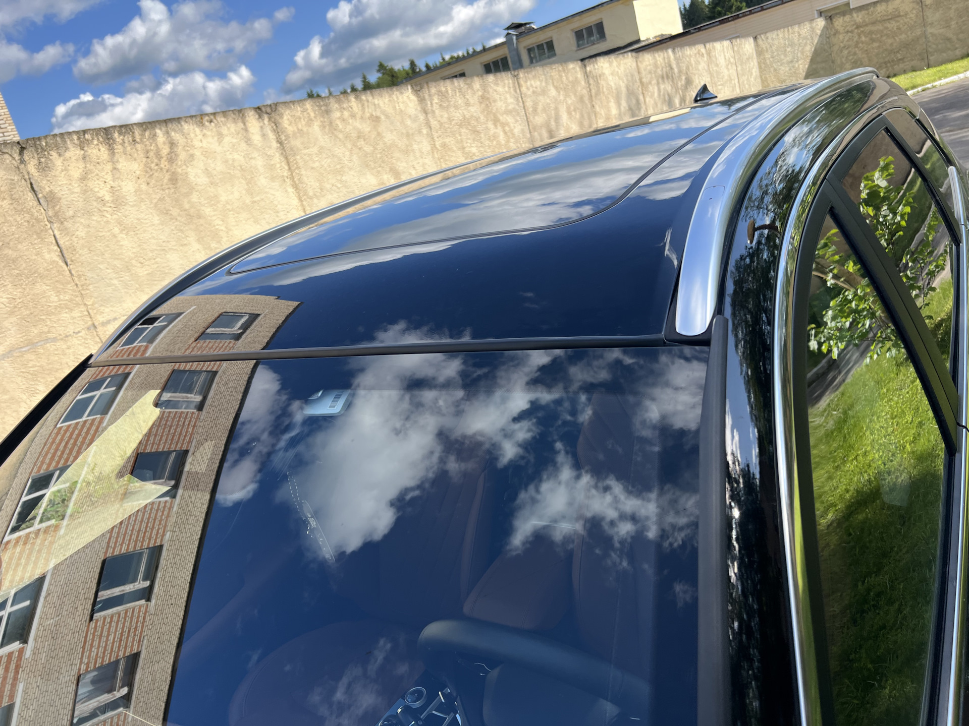 8. Водостоки на лобовое стекло + антискол «Стрелка» — Chery Tiggo 8 Pro ...