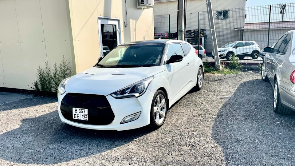 Hyundai Veloster