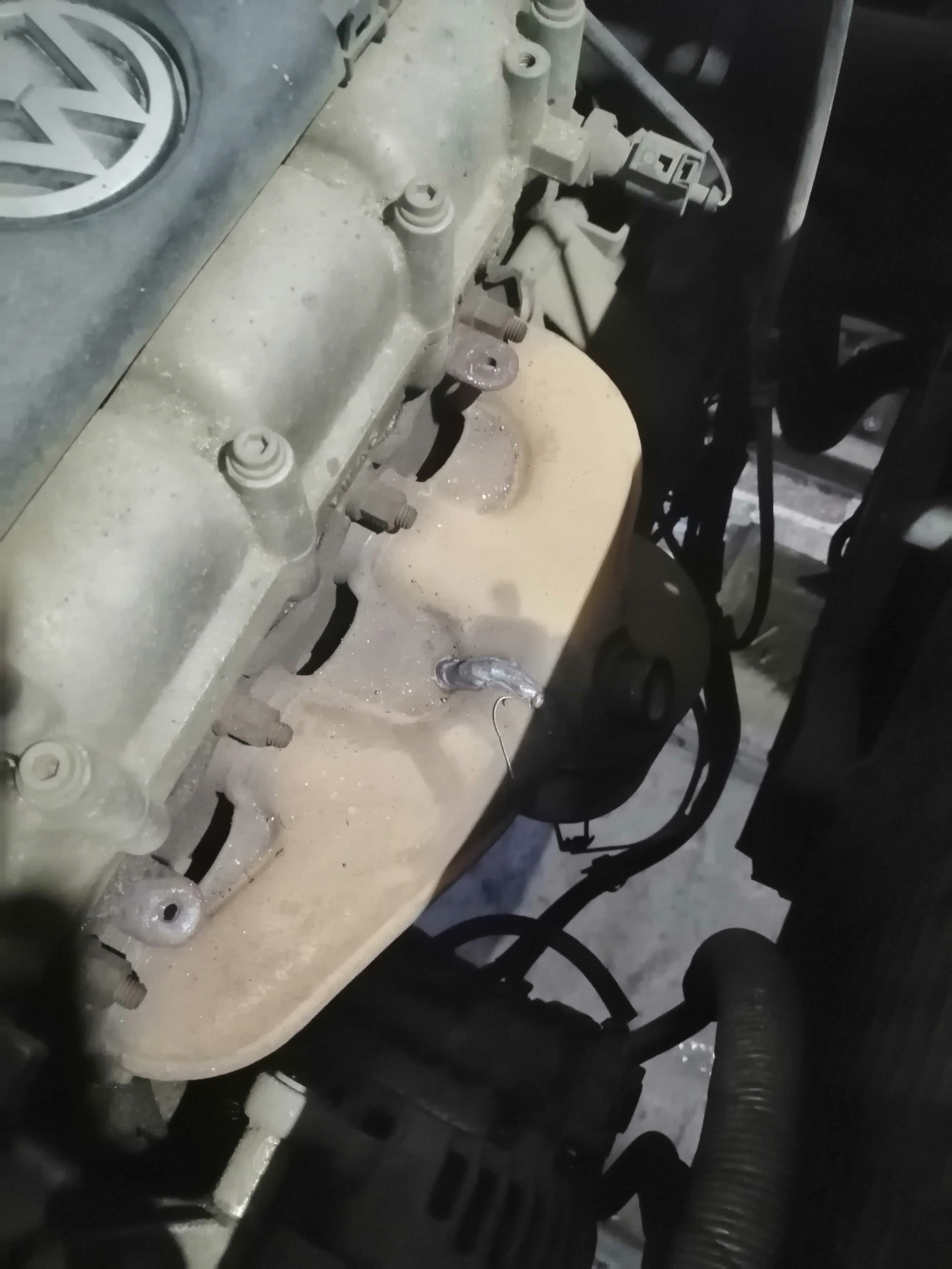 Гофра на выхлопной и выпускной коллектор — Volkswagen Polo Sedan, 1,6 л ...